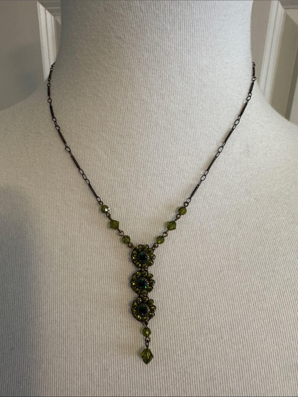 Olive Green Crystal Floral Pendant Necklace - Women Jewelry
